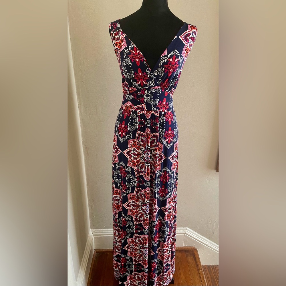 Loveappella Red and Navy Floral Maxi Dress with Back Detail